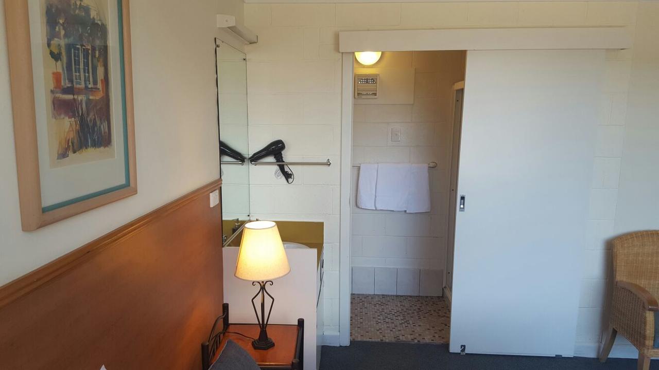 Mt Lyell Motor Inn Queenstown Kültér fotó