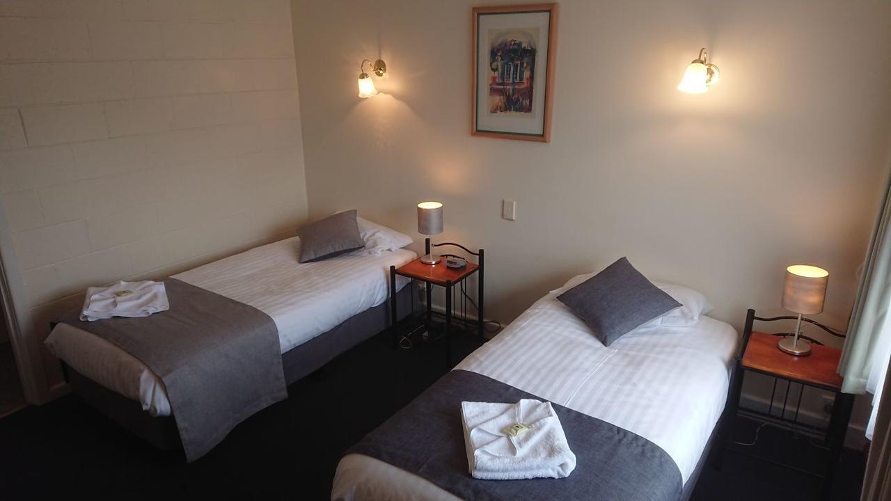 Mt Lyell Motor Inn Queenstown Kültér fotó